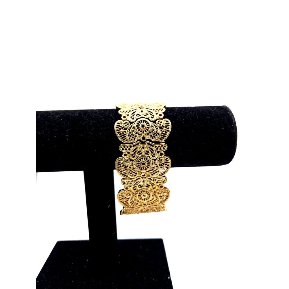 Vintage Lacey Gold Metal Stretch Bracelet Cuff 1.5 inch thick 1980s